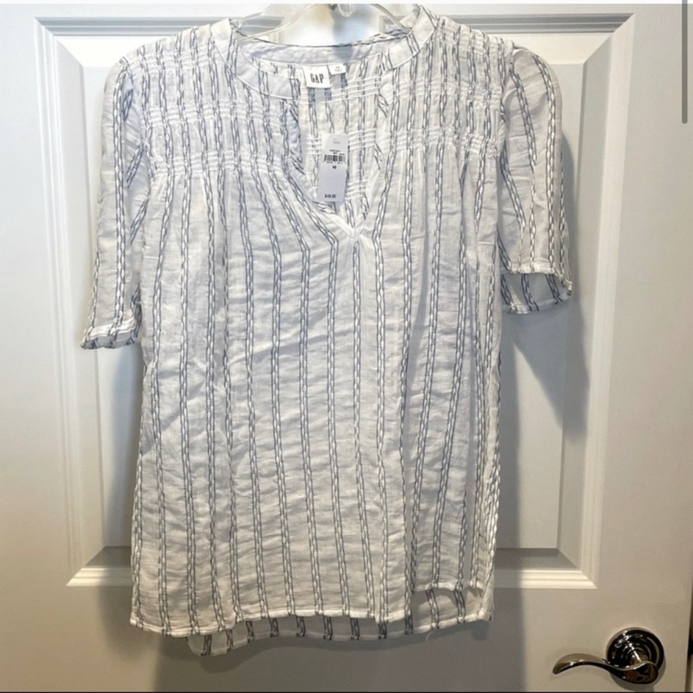 Smocked Flutter Sleeve T-Shirt - Picture 4 of 14